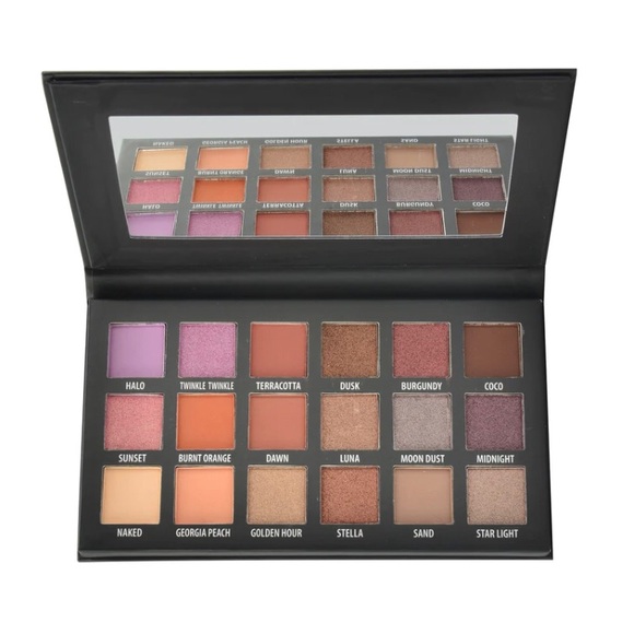 KAB Day & Night Eyeshadow Palette *BNIB* - Picture 3 of 7